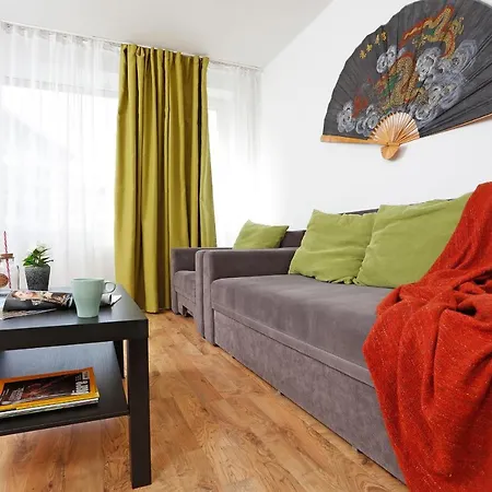 Very Close To Old * Bucarest