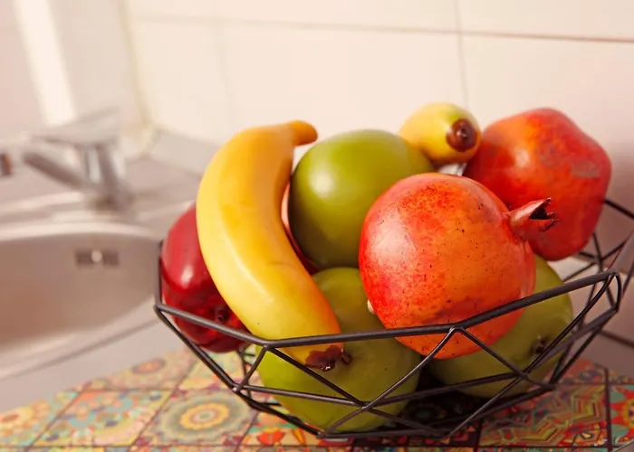 Very Close To Old * Bucureşti