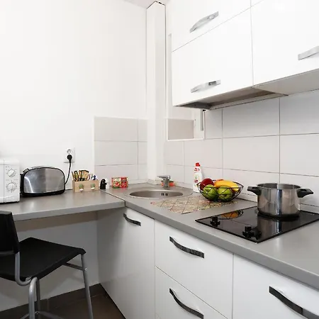 Apartment Very Close To Old Bucharest